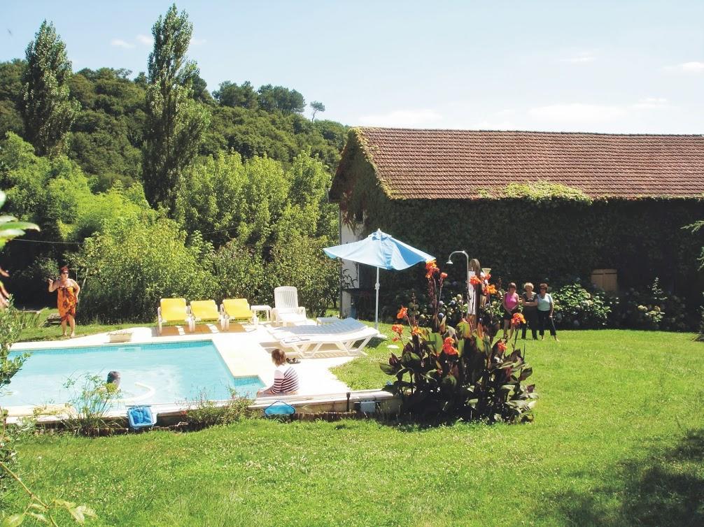Chambres D'Hotes Domaine De Compostelle Casteide-Candau 外观 照片