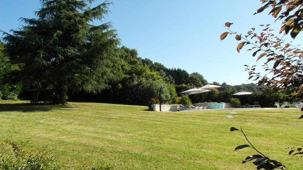Chambres D'Hotes Domaine De Compostelle Casteide-Candau 外观 照片