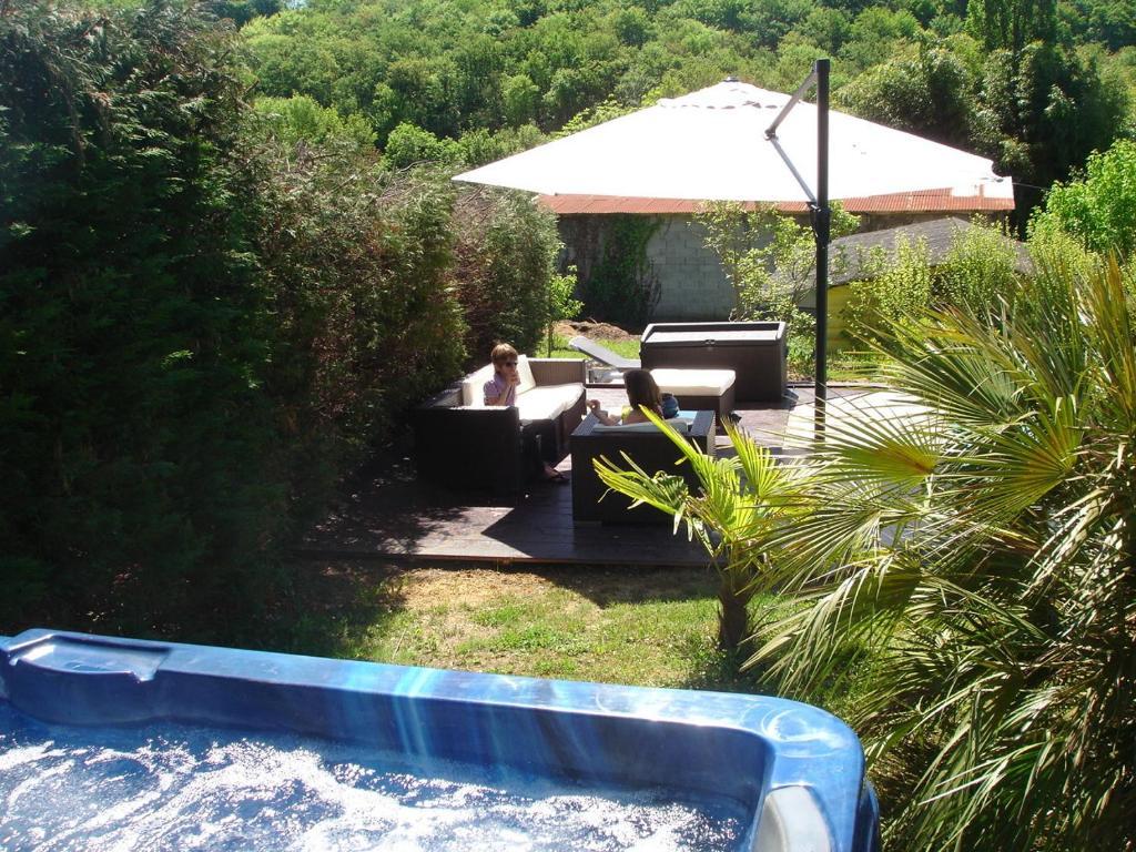 Chambres D'Hotes Domaine De Compostelle Casteide-Candau 外观 照片