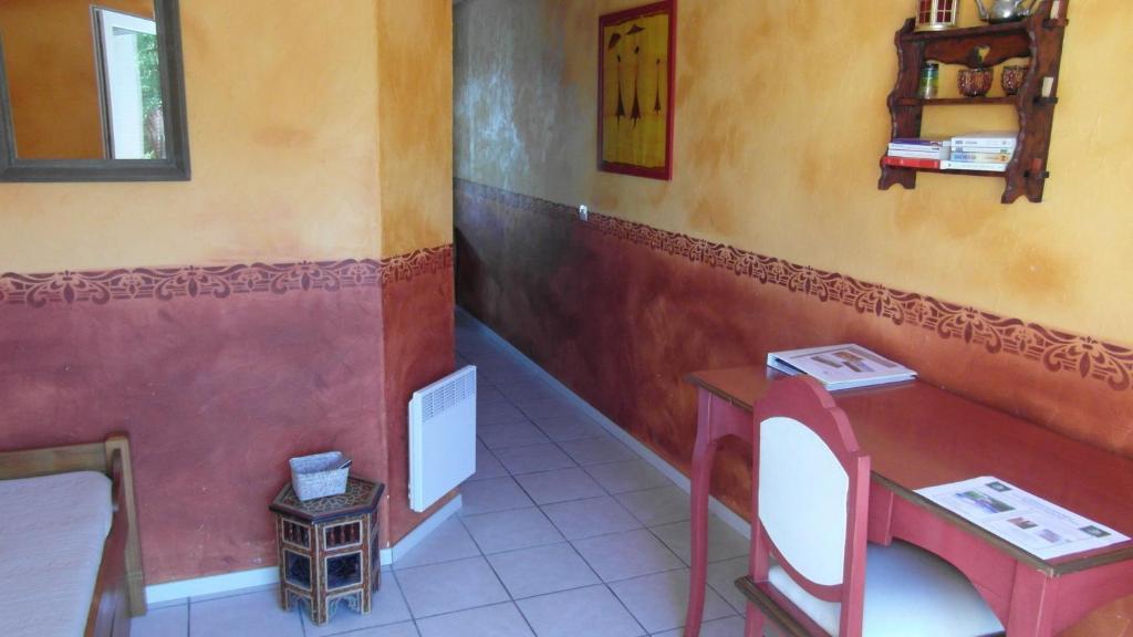 Chambres D'Hotes Domaine De Compostelle Casteide-Candau 外观 照片