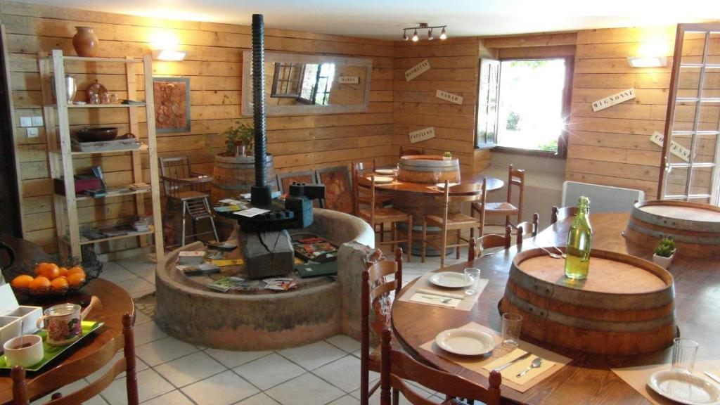 Chambres D'Hotes Domaine De Compostelle Casteide-Candau 外观 照片